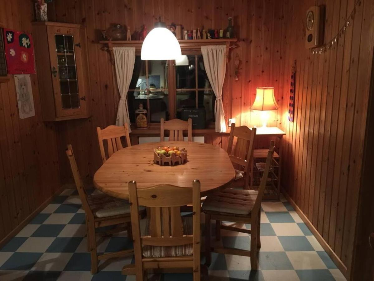 Beautiful 4-5 Persons Cottage In Alvdalen Blyberg 外观 照片