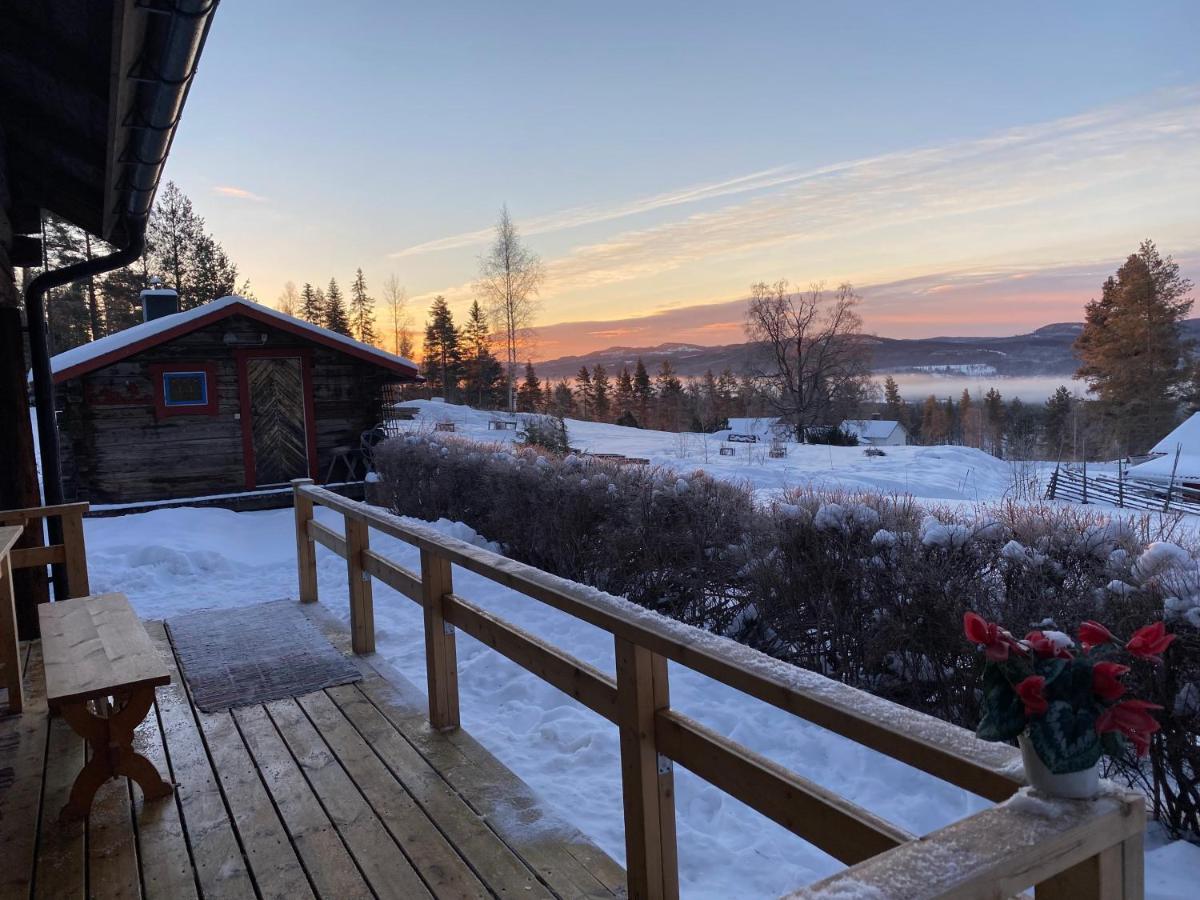 Beautiful 4-5 Persons Cottage In Alvdalen Blyberg 外观 照片